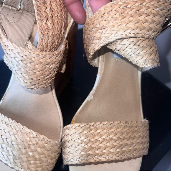Steve Madden Basket Weave Wedges • Sz 6.5 • Wraps Around Ankle • Beige/Tan • EUC - Picture 12 of 17